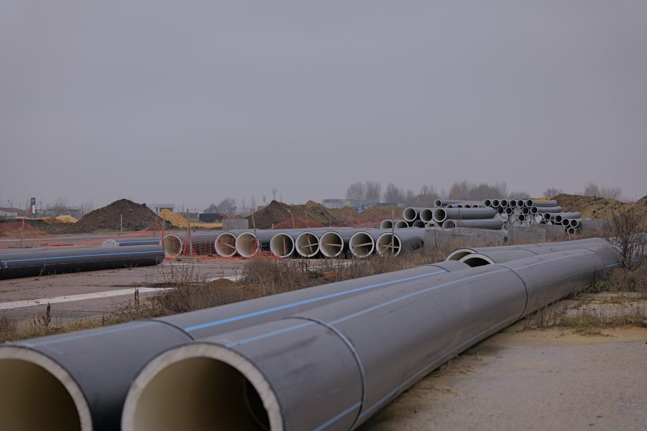 В Саратове приступили к строительству образцового микрорайона на месте старого аэропорта В Саратове приступили к строительству образцового микрорайона на месте старого аэропорта